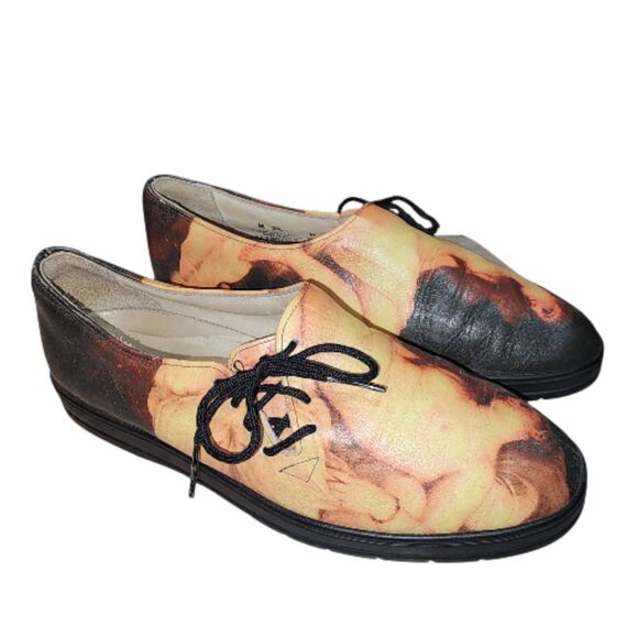 ICON Shoes - ICON WEARABLE ART Sz 5.5 Romantic Nude Lady Greece Italy Minimalist Artsy Shoes